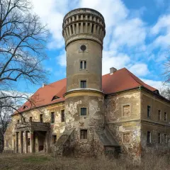 Pałac w Osetnie: Tajemnice historii i architektury, które zaskakują