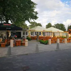 Gdzie zjeść w Jastrzębiej Górze? Odkryj najlepsze restauracje