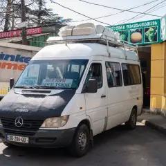 Kutaisi skąd odjeżdża marszrutka – uniknij problemów z transportem