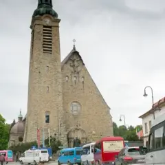 Gdzie odjeżdżają busy z Limanowej do Krakowa? Sprawdź przystanki