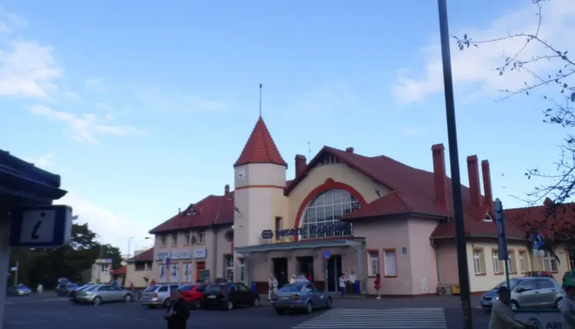 Jak dojechać do Kołobrzegu - najlepsze opcje transportu i porady