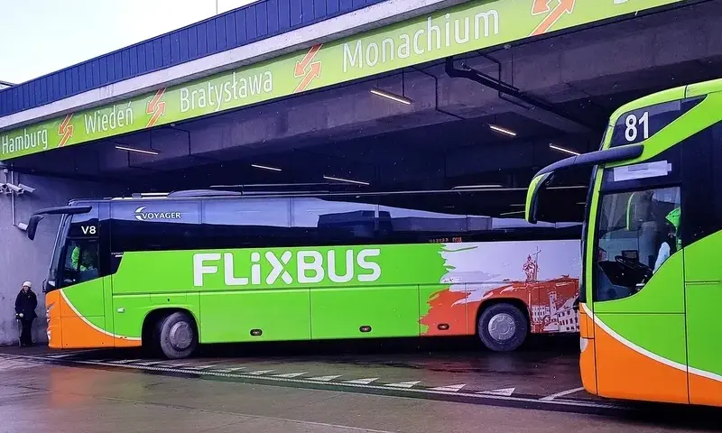 Flixbus skąd odjeżdża? Odkryj najlepsze miejsca w Polsce