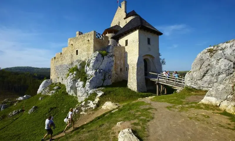 Zamek w Bobolicach: Fascynująca historia i tajemnice architektury