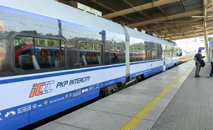 Wymiana biletu PKP Intercity - Jak to zrobić bez stresu?