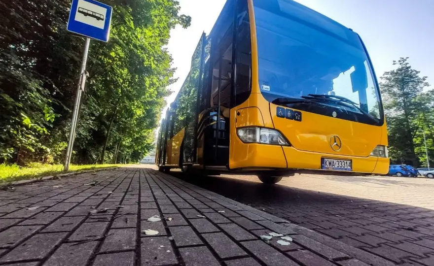 Kraków-Zabrze - jak wybrać transport? Poradnik.