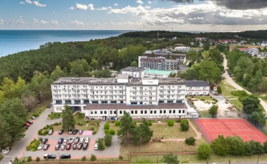 Ile gwiazdek ma hotel Primavera w Jastrzębiej Górze? Sprawdź teraz!