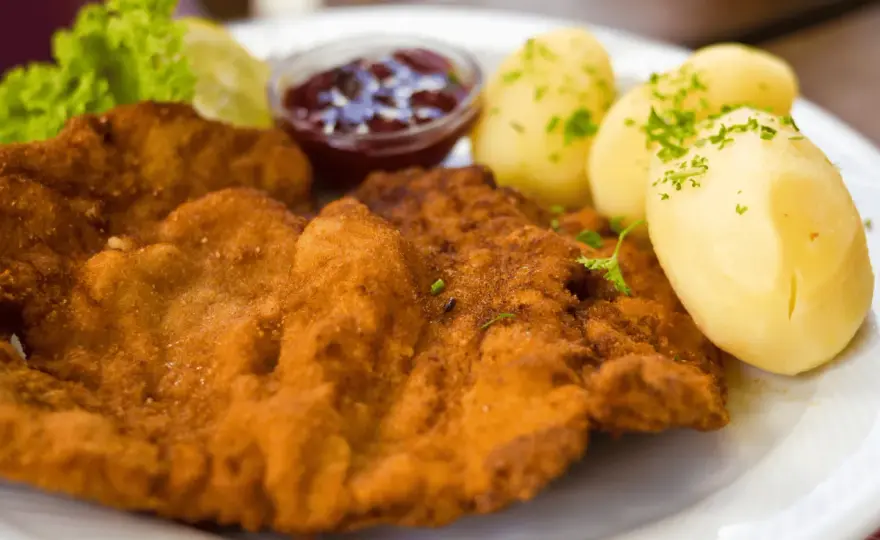 Kołobrzeg co zjeść: najlepsze restauracje i lokalne smaki, które musisz spróbować