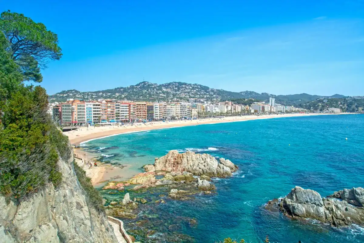 Jak dojechać do Lloret de Mar? Lotniska i transfery