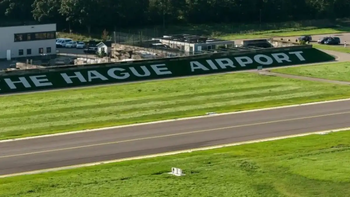 Lotnisko do Hagi - Rotterdam czy Schiphol?