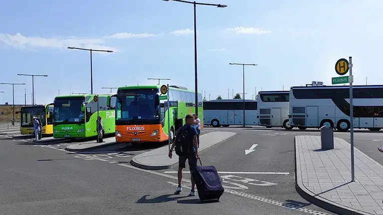 Zdjęcie Skąd odjeżdża flixbus w Sopocie? Sprawdź dokładny adres i lokalizację